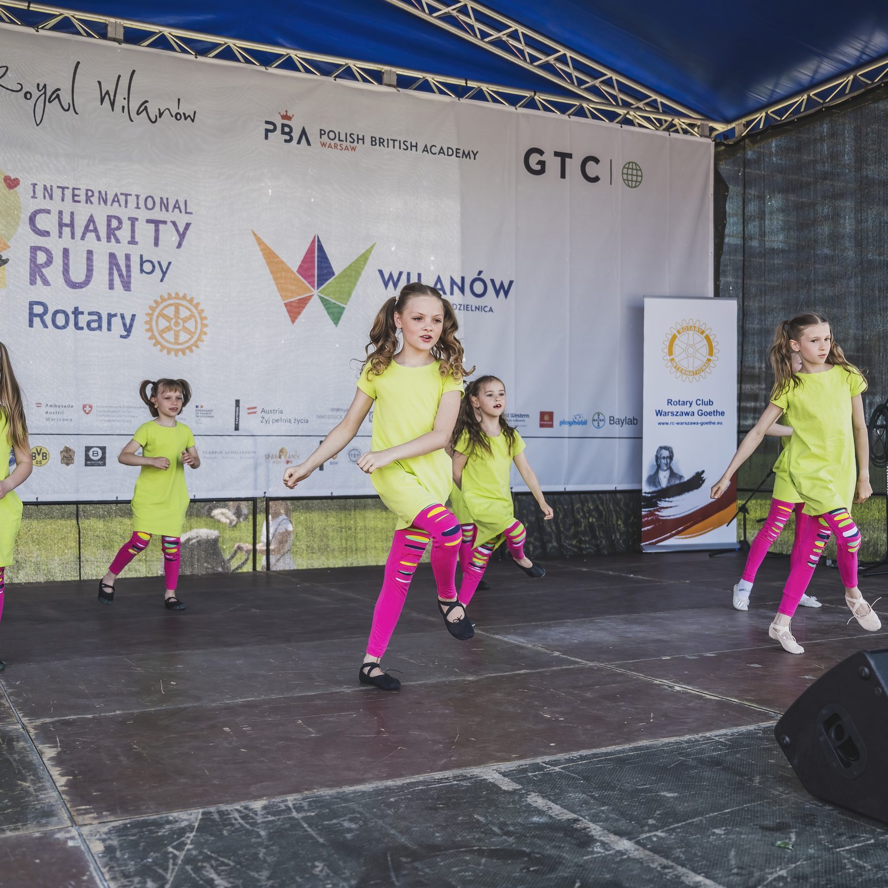 Rallying a city around a charity run